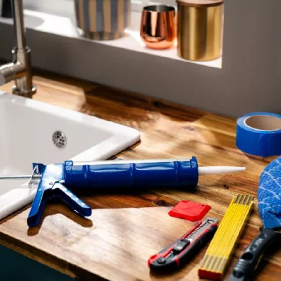 dụng cụ thi công dán keo bồn rửa chén