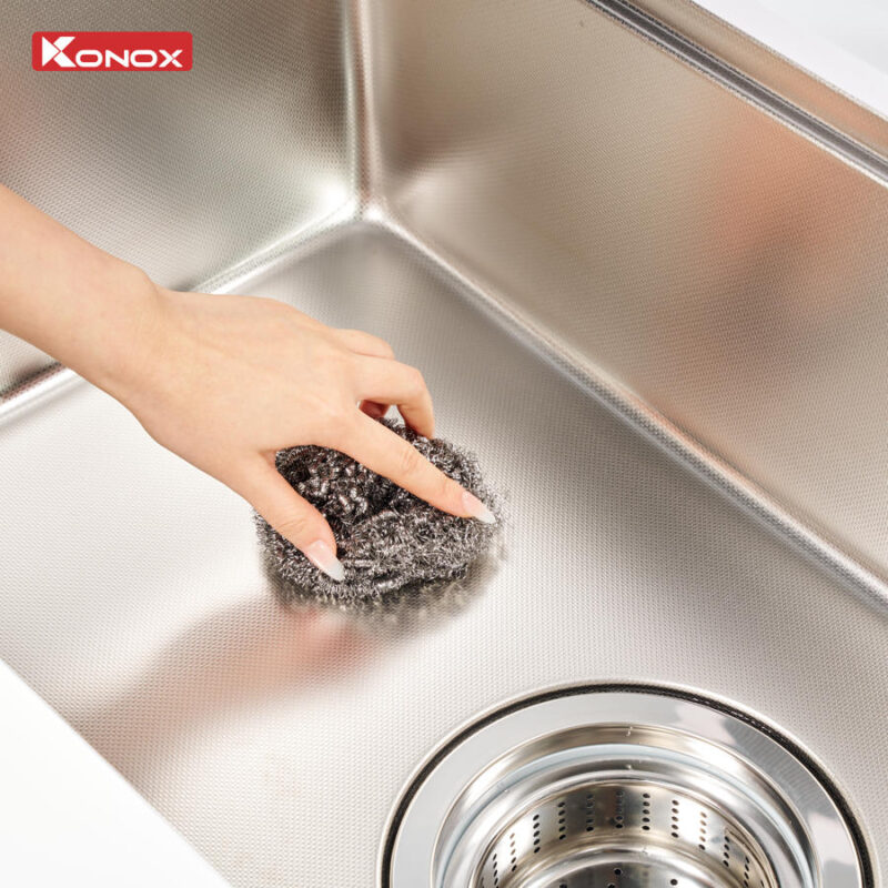 bề mặt chậu rửa bát chống xước Konox Dekor 8044SU